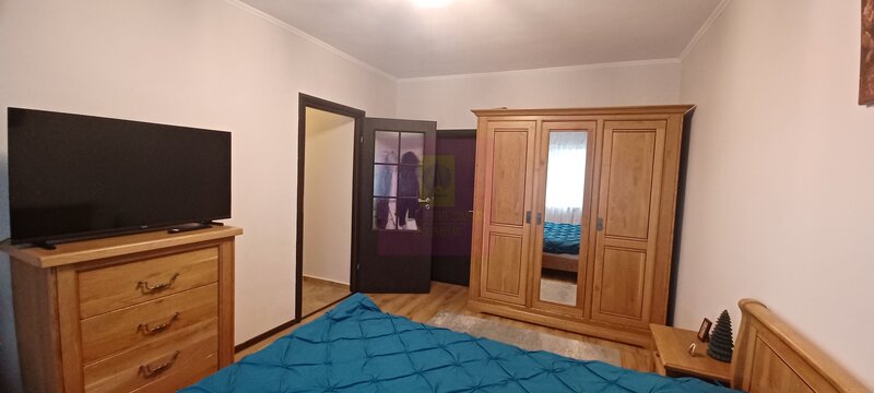 Sabareni, casa 2009, P+1, terasa, garaj, curte 315 mp